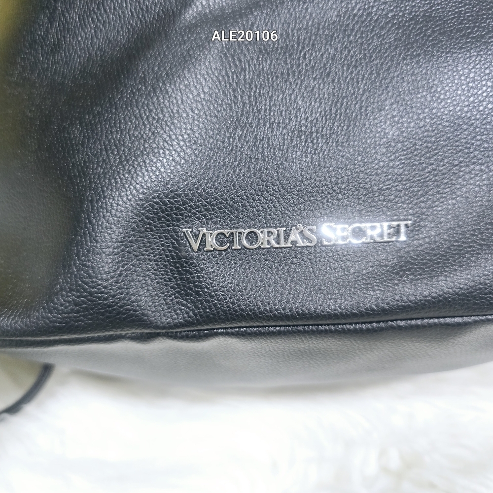Victoria's Secret Black Fringe Backpack New. - Picture 5 of 12